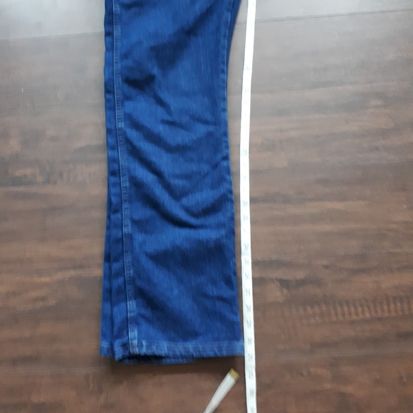 Men's wrangler jeans  Size 34x32 - Picture 6 of 8